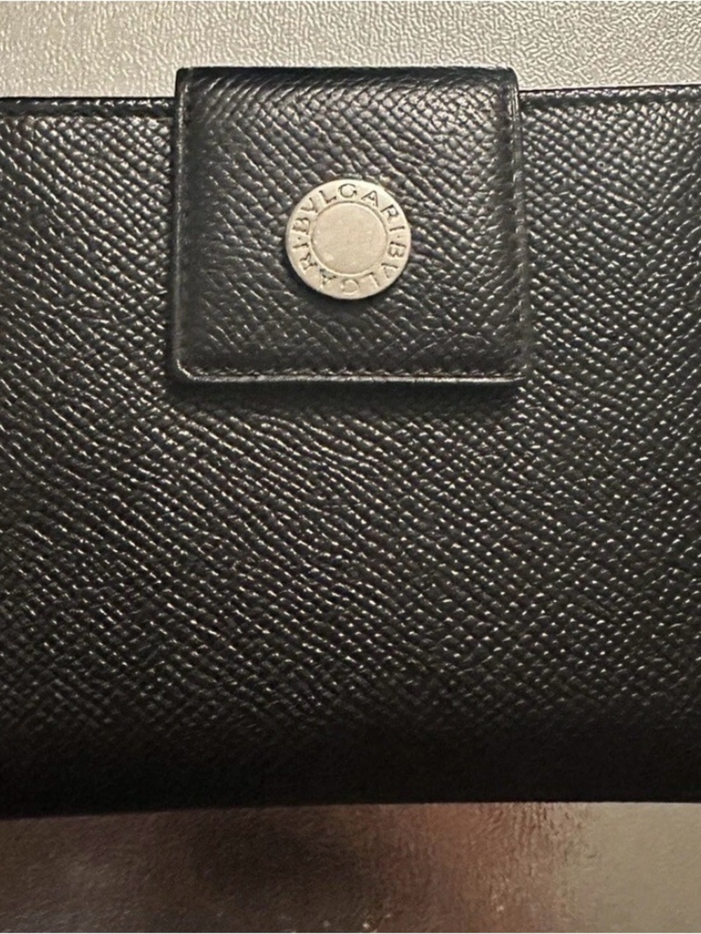 BVLGARI W Hook Leather unisex bifold wallet T17750